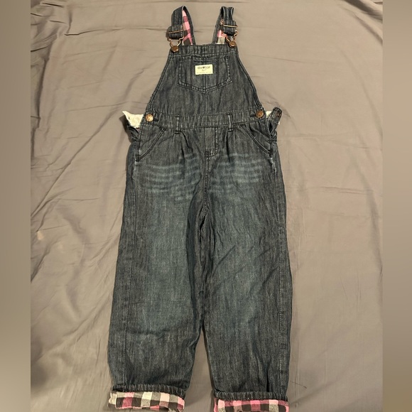 Girls 5T lined Osh Kosh overalls. - Picture 3 of 5